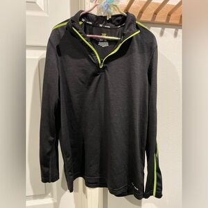 Tek gear pullover boys M (10/12) black and yellow/green dry tek